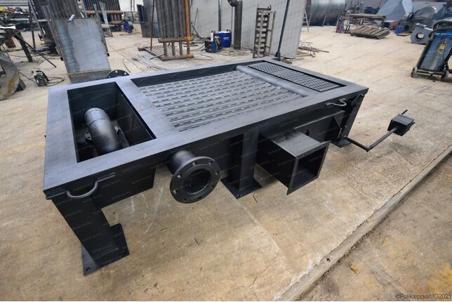 Топка ручная с поворотными колосниками котла КВм 2.2